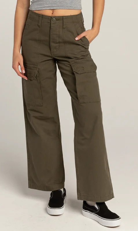 Arroyo Wide Leg Cargo Pants - Grape Leaf Comfortable Cargo Pants