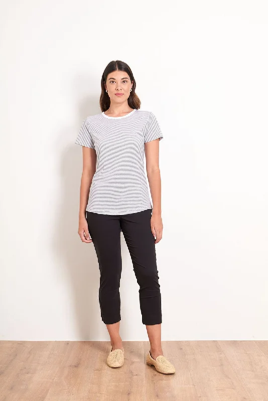 Foil - Fuss Free Trapeze Taper Capri Pant - Black CFO4901 Sleek Black Pants
