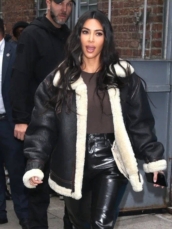 Kim Kardashian Stylish Black Jacket Collared T-Shirt Boat Neck A-Line