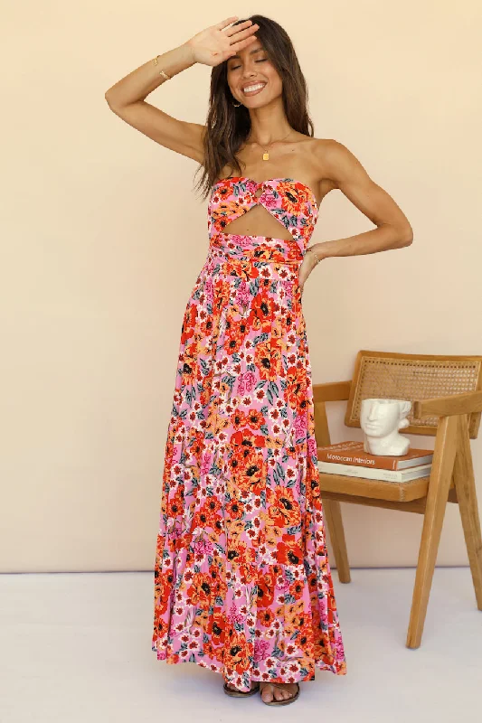 Morning Markets Maxi Dress Elegant Maxi Dress with Slit