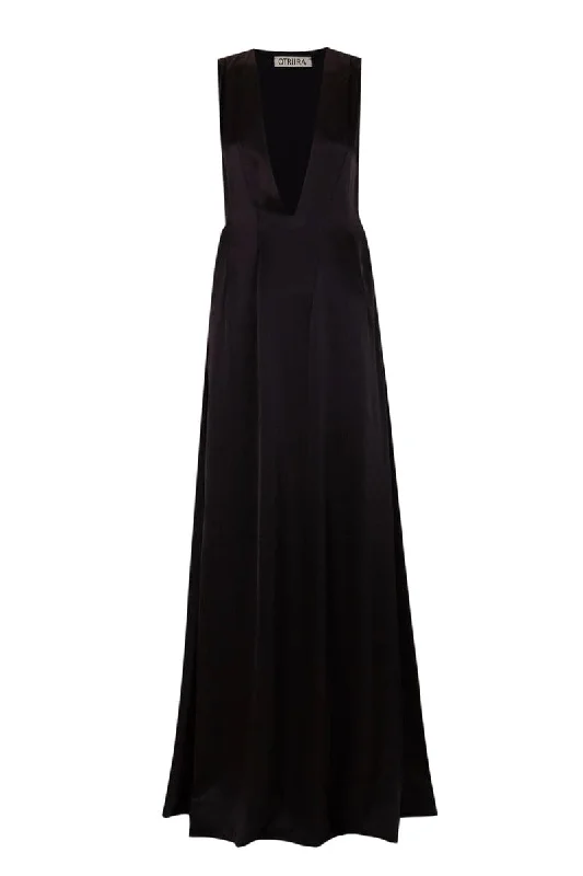 PI V-NECK BLACK MAXI DRESS Comfortable Maxi Dress with Slits