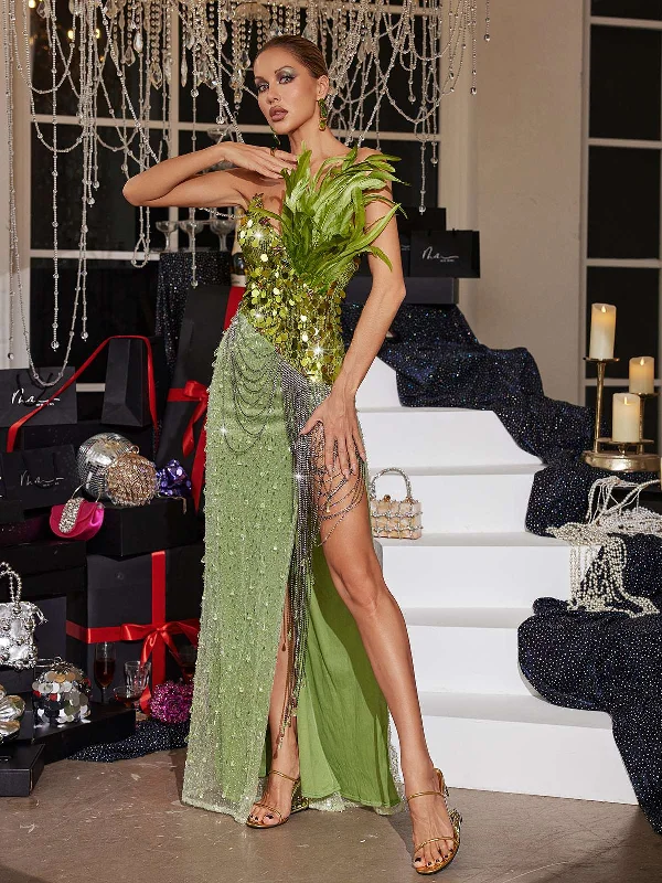 Qorow Feather Trimmed Crystal Chain Fringe Maxi Dress Trendy Short Sleeve Maxi Dress Qorow Feather Trimmed Crystal Chain Fringe Maxi Dress Trendy Short Sleeve Maxi Dress