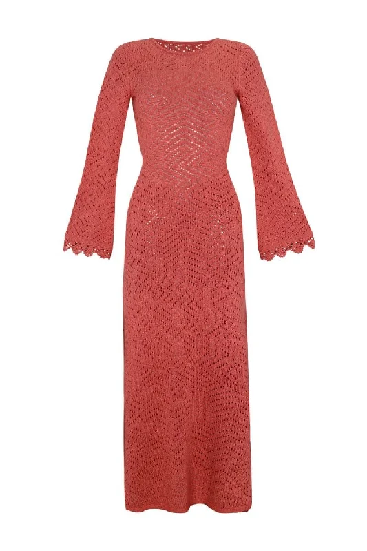 SOL SALMON BACKLESS MAXI DRESS Trendy Maxi Dress with Lace