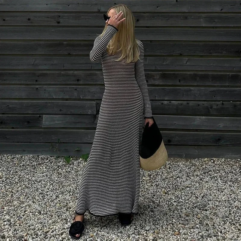 Vintage Fashion Black and White Striped Maxi Dress Elegant Long Sleeve Tie Back Dresses Beachwear Holiday Autumn Sexy Dress Comfortable T-Shirt Maxi Dress Vintage Fashion Black and White Striped Maxi Dress Elegant Long Sleeve Tie Back Dresses Beachwear Holiday Autumn Sexy Dress Comfortable T-Shirt Maxi Dress