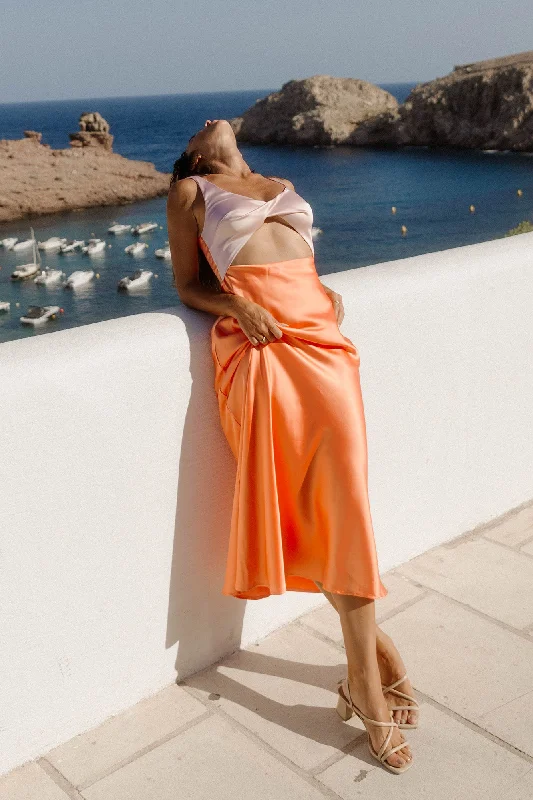 When You Breathe Maxi Dress Orange Trendy Fit-and-Flare Maxi Dress