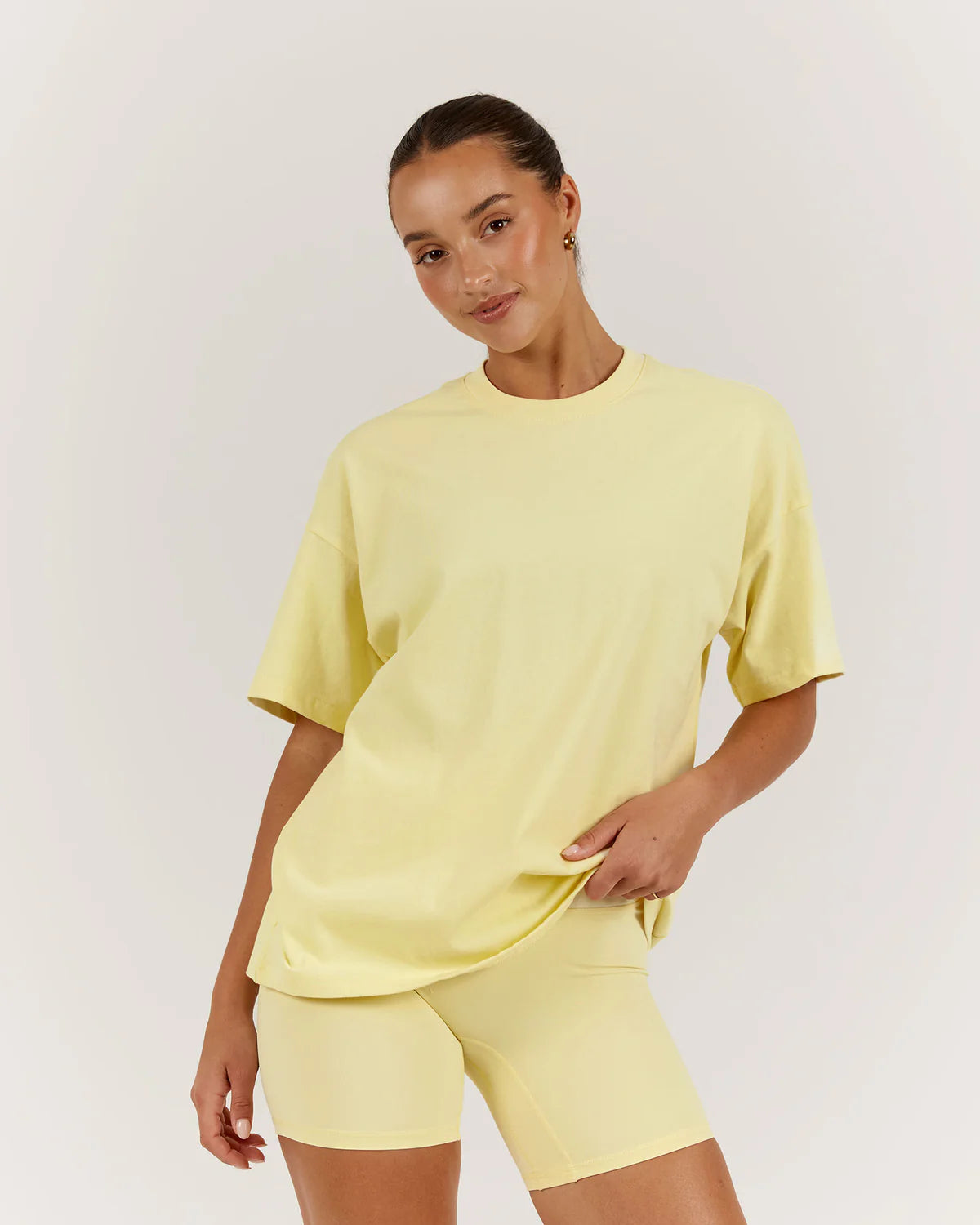 Muscle Republic | Oversized Tee - Butter Zippered Front Buttoned Front Snap Front