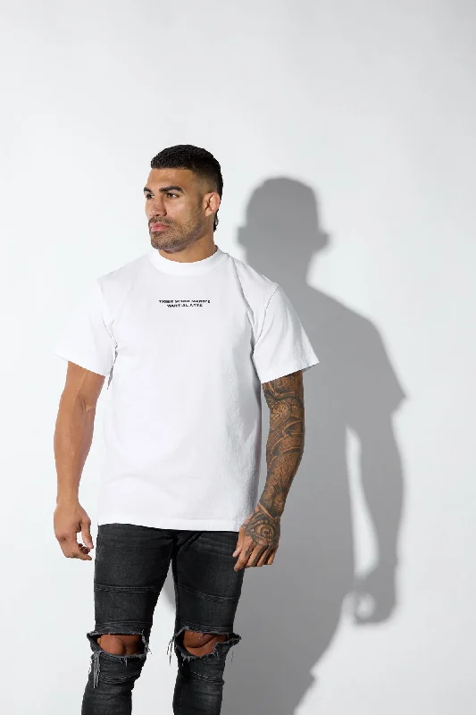 Oversized Staple Tee White Cozy Warm Stylish