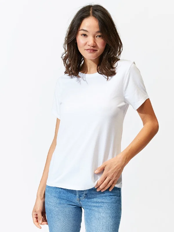 Invincible Crew Neck Tee Elegant Classic Vintage