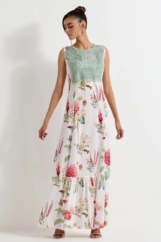 Daisy Printed Dress With Lattice Embroidery