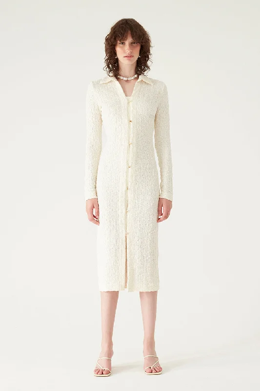 Sana Dress in Off-White Seersucker