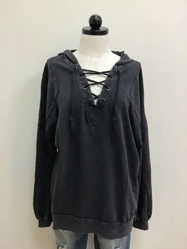 Easel Top Black Long Sleeve Hoodie Distressed Hoodie with Button Placket Classic Preppy