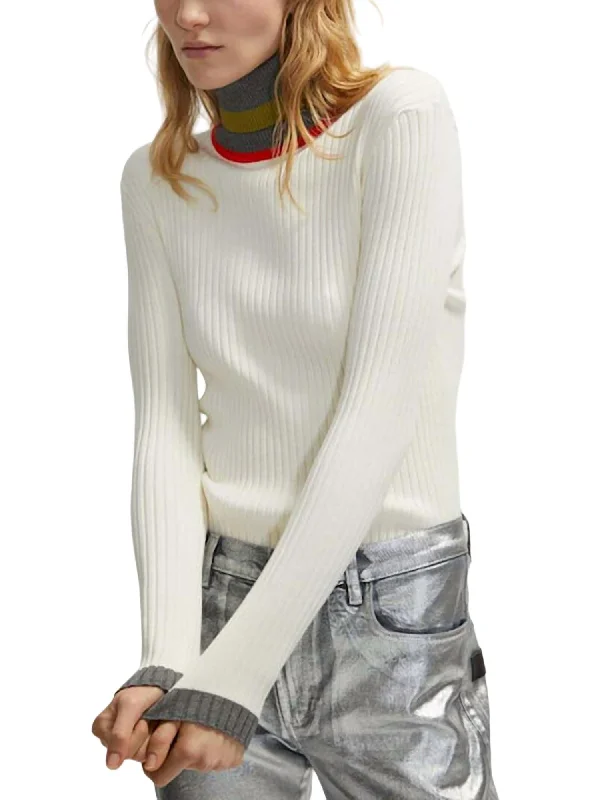 Contrasting Turtleneck Sweater In Off White Chenille Fabric Brocade Fabric Lace Fabric