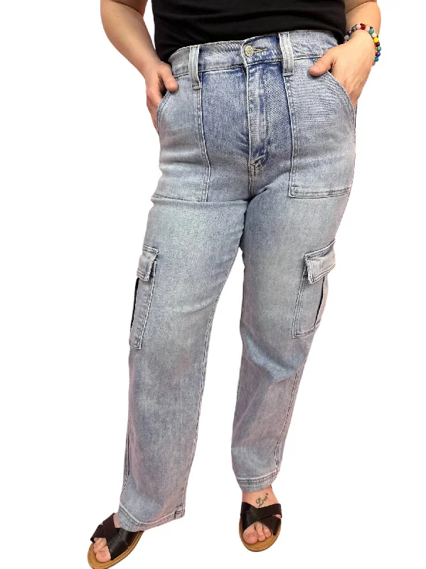 High Rise Cargo Stretch Jean In Light Wash Fashionable Slouchy Fit Jeans