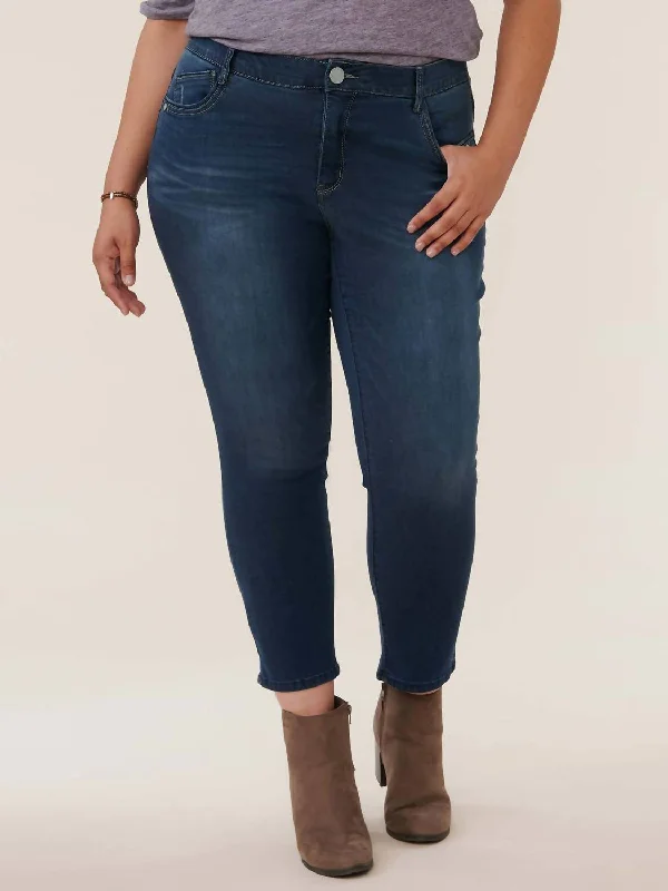 High Rise Skinny Jeans - Plus Size In Blue Artisanal Denim Stylish High-Waist Skinny Denim High Rise Skinny Jeans - Plus Size In Blue Artisanal Denim Stylish High-Waist Skinny Denim